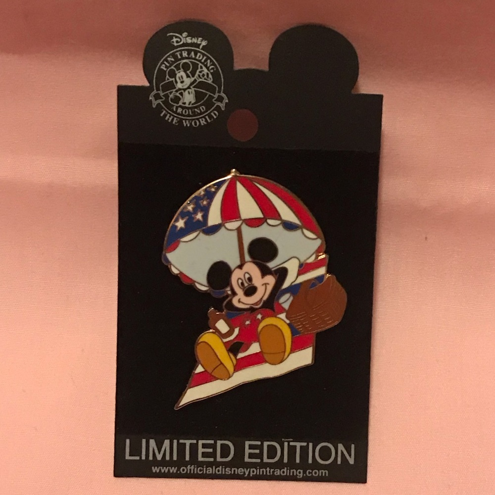 Disney Mickey Mouse pin